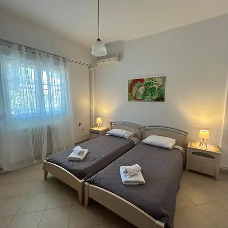 Palmyra Beachfront Διαμέρισμα Νυδρί